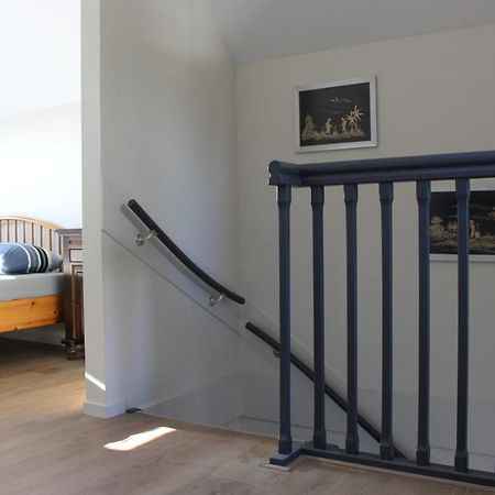 Logement De Garage Sneek Bagian luar foto
